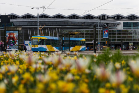 Frühling & Strassenbahn in Košice