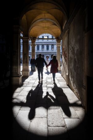 Ein Spaziergang durch die Gassen von Venedig